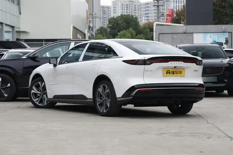 马自达EZ-6拉保姆级购车攻略：配置解读+推荐选购