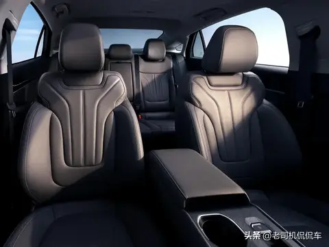 锐评新蒙迪欧：14.98万对其他车或许不贵，但是对你来说太贵了