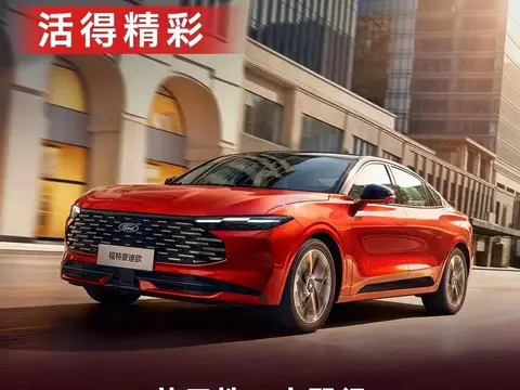 闭眼入不后悔!2025年12月这6款B级车掀起价格战，最高降5万!